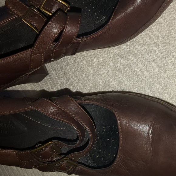 Clarks Active Air Heeled Mary Janes - Picture 2 of 9